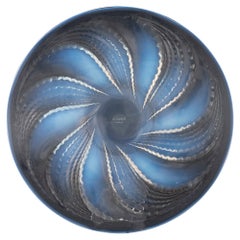 Piatto Fleuron di Rene Lalique disegnato nel 1935