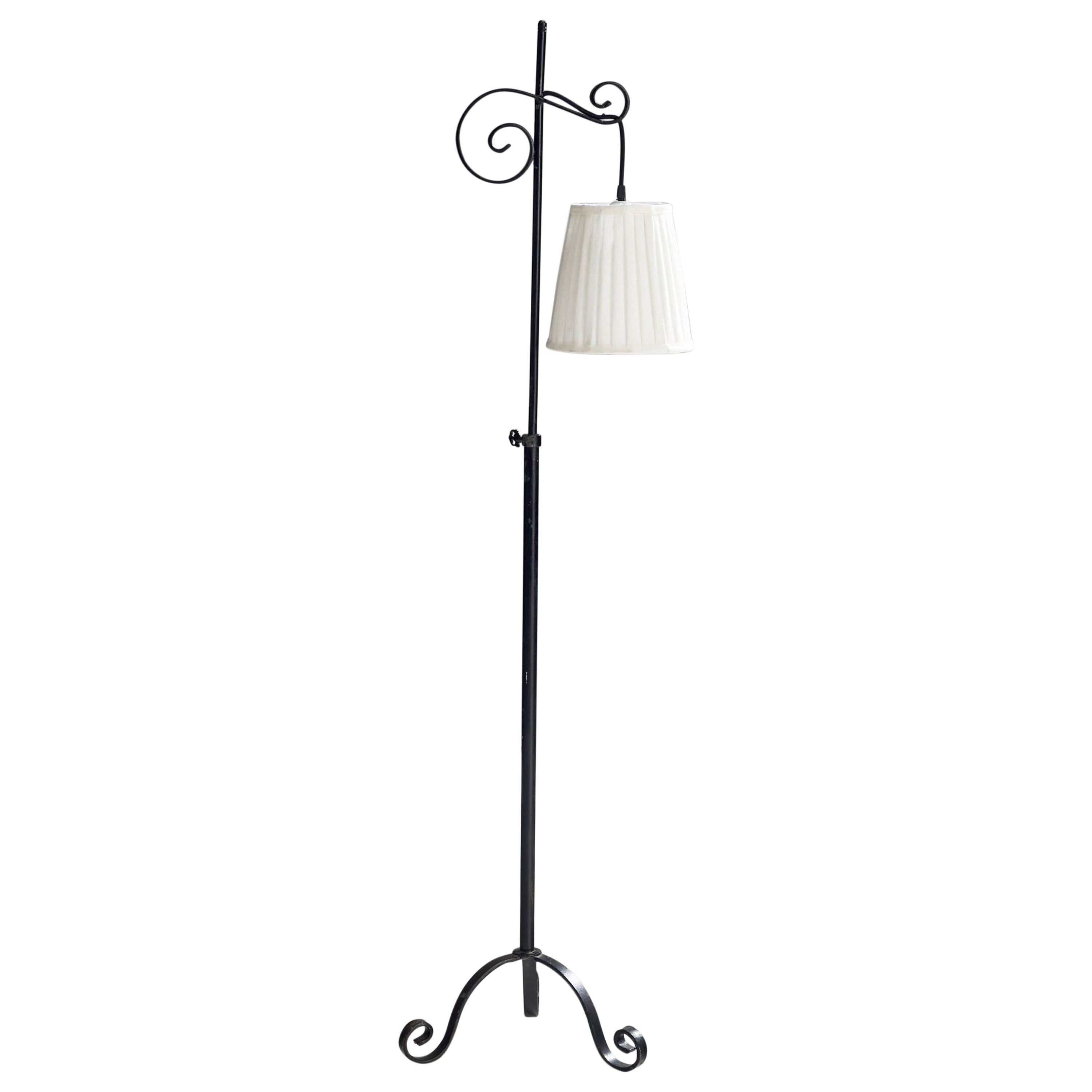 Schwedische Designerin, Stehlampe, Eisen, Stoff, Schweden, 1940er Jahre