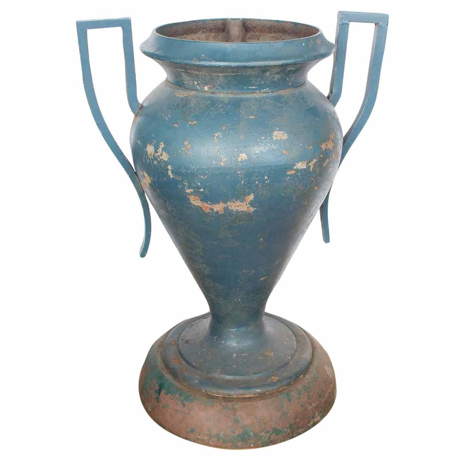 Large Art Deco American Cast Iron Urn For Sale