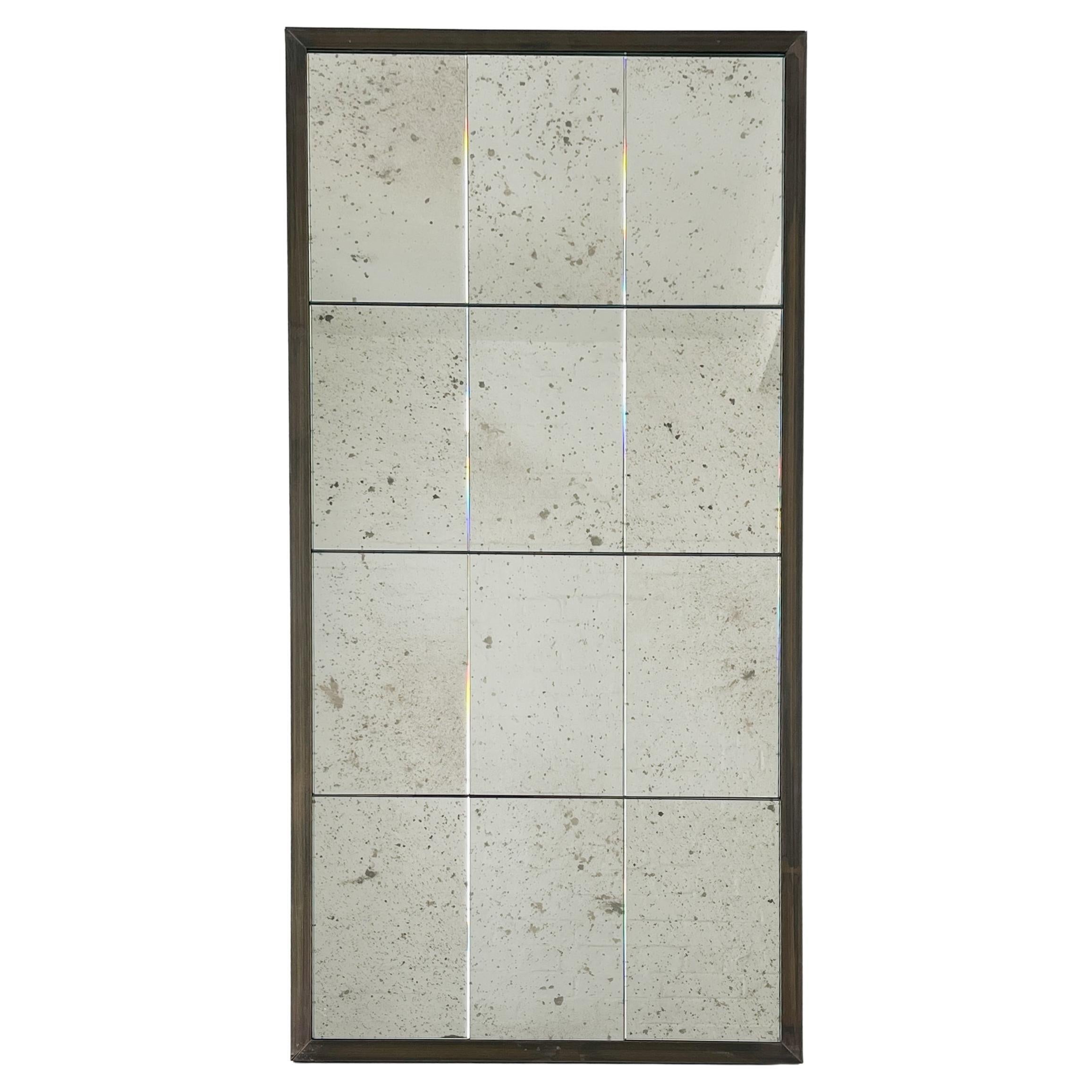 Specchio rettangolare anticato Quadris con pannelli multipli e cornice in bronzo patinato in vendita
