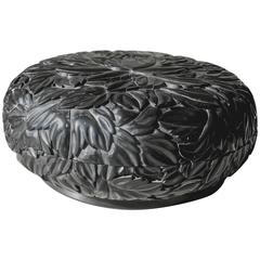 Round Leaf Design Box in Black Lacquer, Contemporary