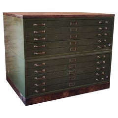 Flacher Aktenschrank Vintage Industrial