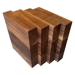 Table d'appoint brutaliste en noyer massif - Cadence by Mokko