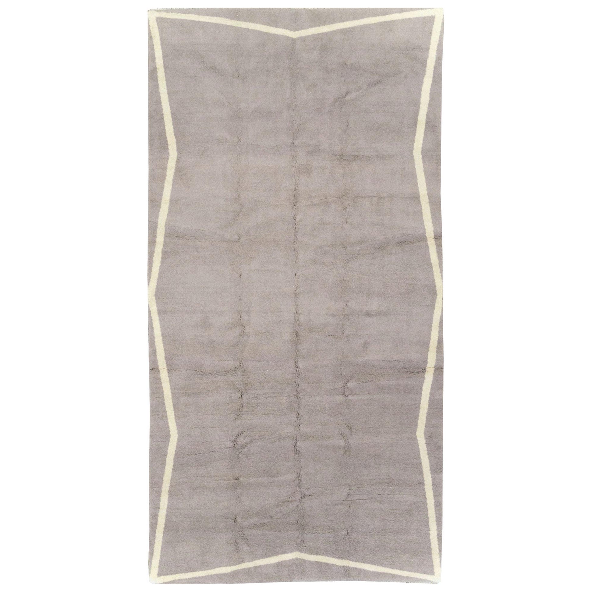 Der Contemporary Turkish Gallery Carpet im Stil von Larry Zox