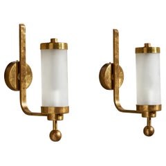 Designer tedesco, lampade da parete, ottone, vetro, Germania, anni '30