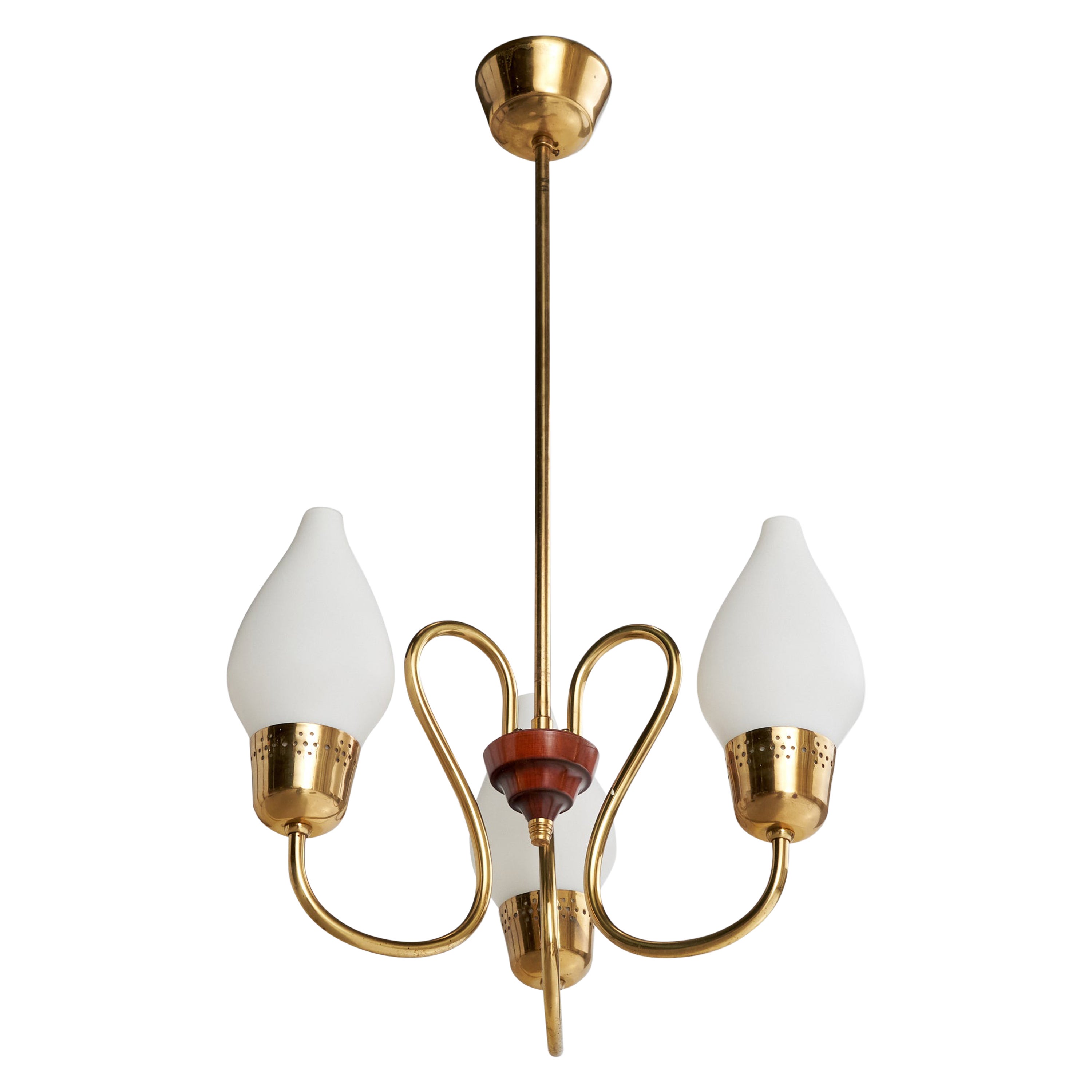 Designer suédois, lustre, laiton, verre, Wood, Suède, années 1950