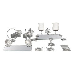 Set mit französischen Vintage-Badezimmer-Accessoires