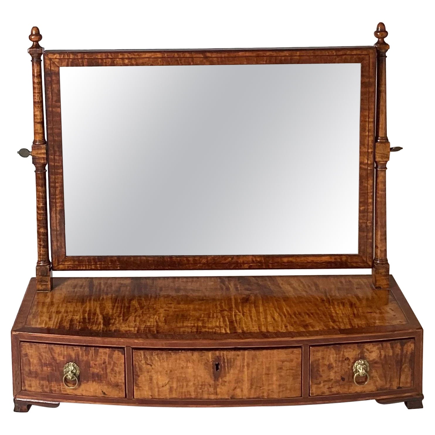 Early Federal Style Tiger Maple Dressing Spiegel im Angebot