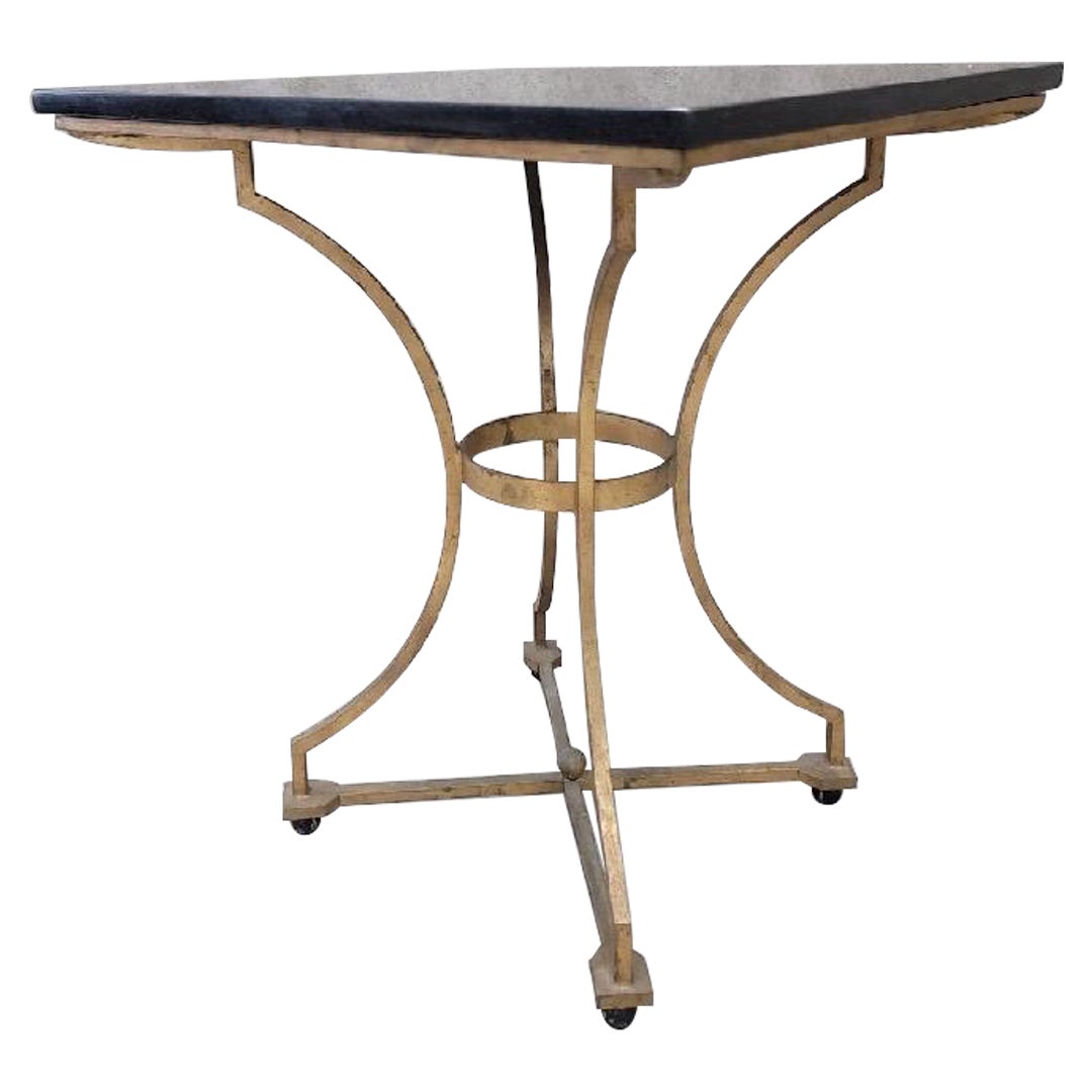 Table de bistrot française ancienne à plateau en marbre en vente