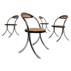 Ensemble de 4 chaises en acier chromé et osier tissé dans le style de Giotto Stoppino