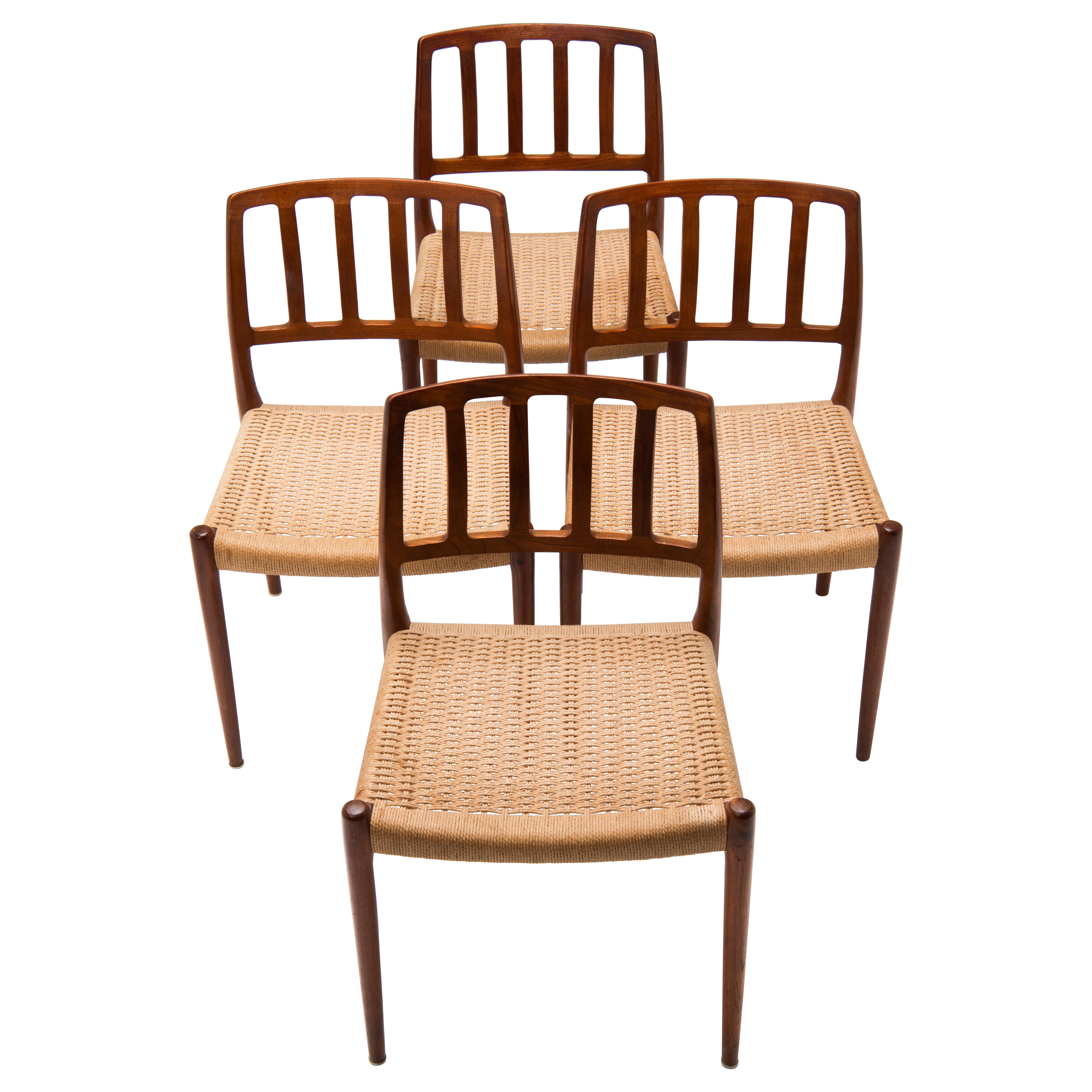 Ensemble de 4 chaises de salle à manger - Modèle 83 - Niels O. Møller