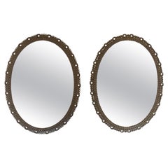 Paire de cadres ovales en fer forgé italien des années 1940, fabriqués à la main pour les miroirs