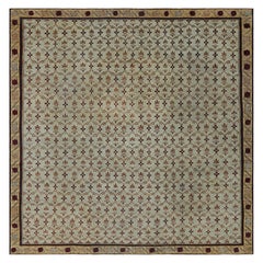 Tapis carré Agra ancien bleu et vert à motifs floraux  Rug & Kilim