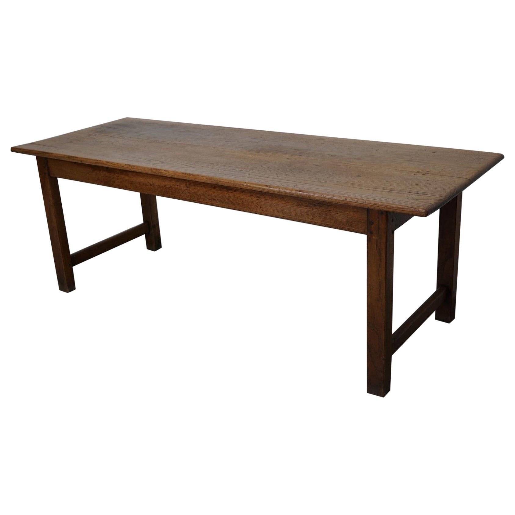Grande table de salle à manger rustique française du 19ème siècle en orme et chêne