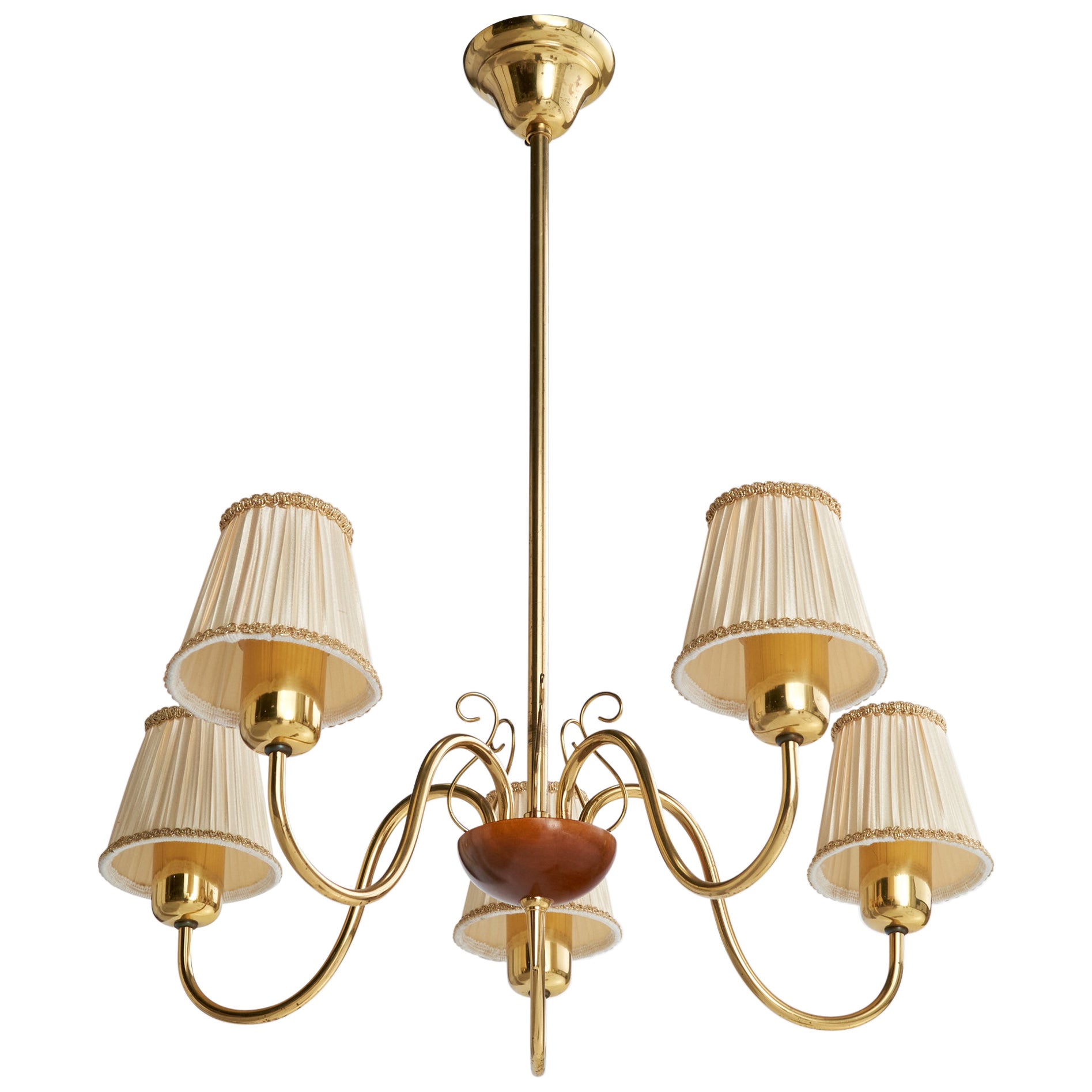 Designer svedese, lampadario, ottone, legno, tessuto, Svezia, anni '1940