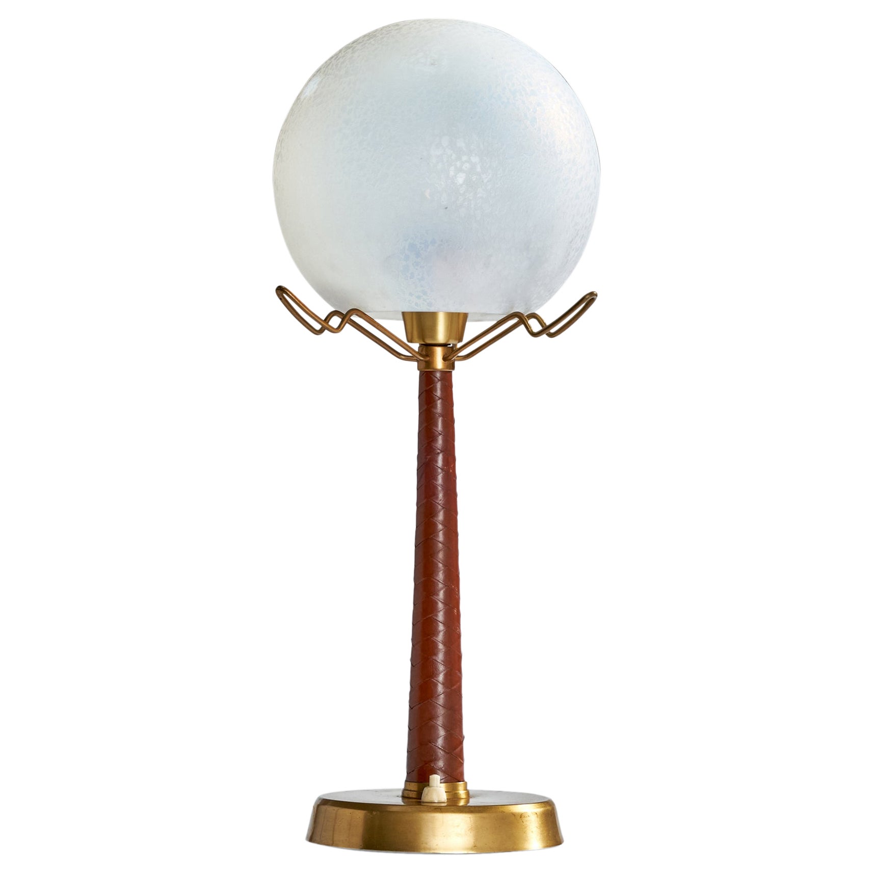 Hans Bergström, Lampada da tavolo, ottone, pelle, vetro, Svezia, anni '50