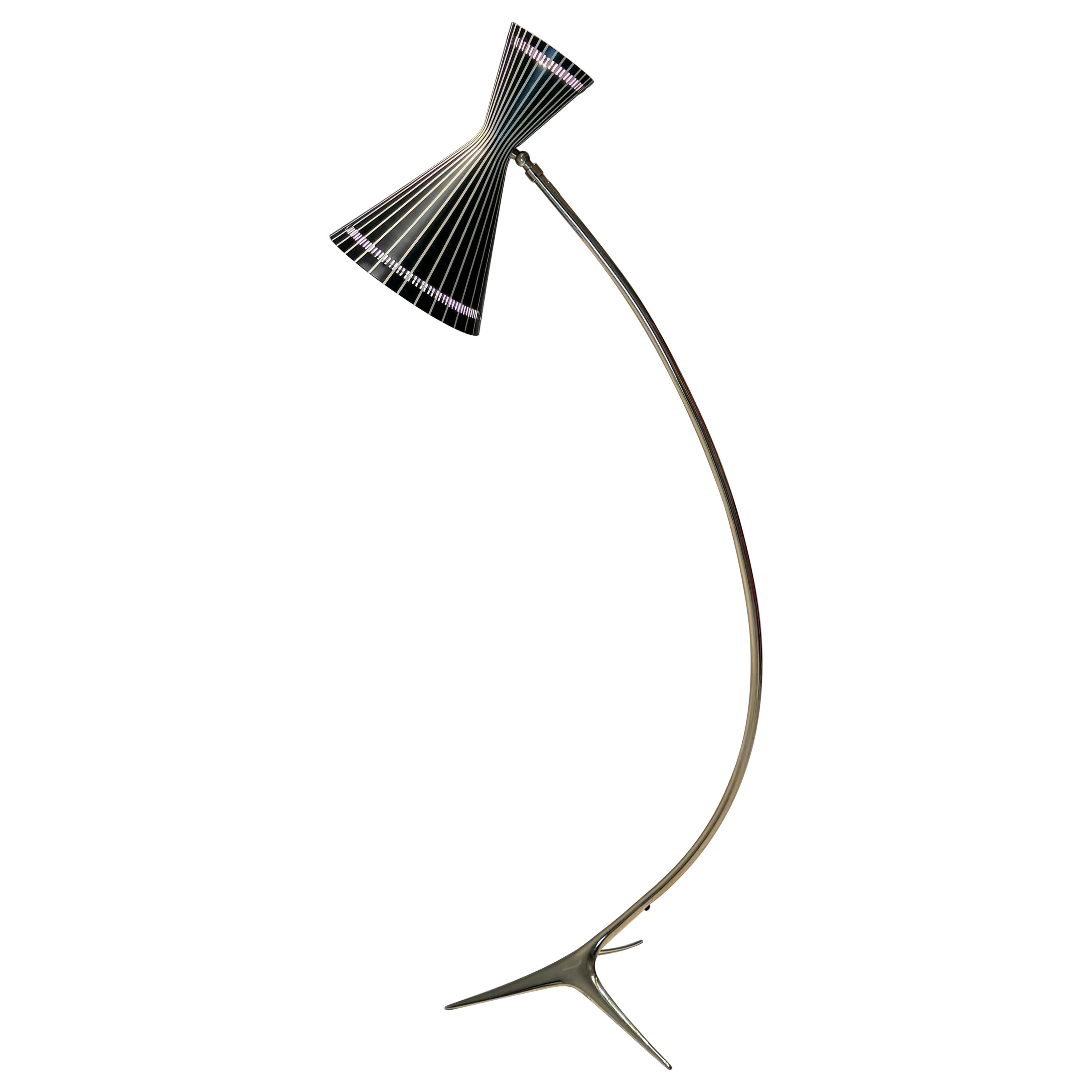 Sehr spezielle Stehlampe aus Messing, hergestellt von Kalmar, Österreich 1950er Jahre.