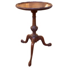 1970s Small Round English Side Table in Mahogany