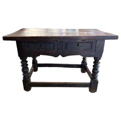18th Century Italian Wanut Side Table