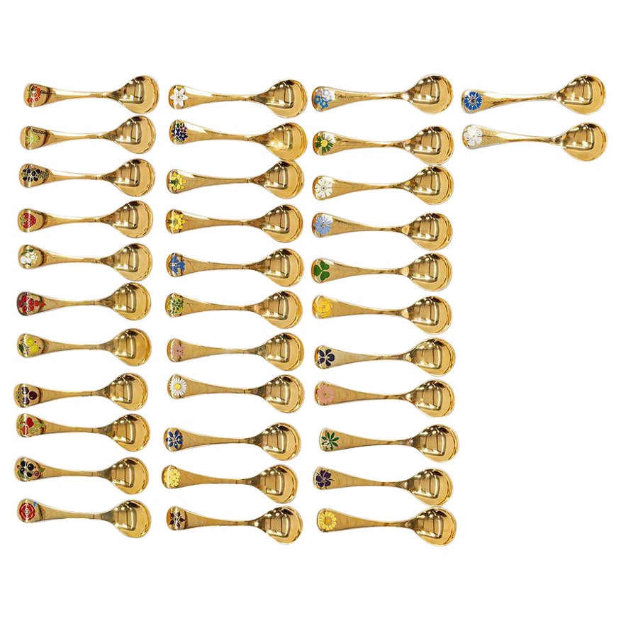 Georg Jensen Colección Anual de Cucharas de Plata de Ley Dorada con Esmalte