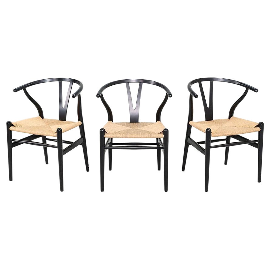 2023 Set di tre poltrone da pranzo Hans Wegner per Carl Hansen CH24 Wishbone in vendita