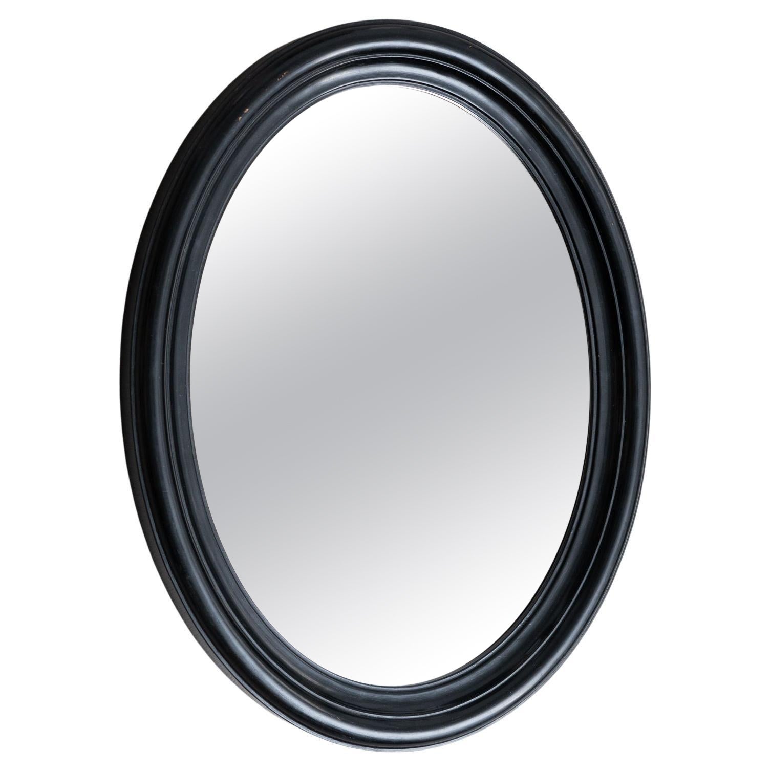 Espejo de pared de principios del siglo XX - Marco oval negro lacado