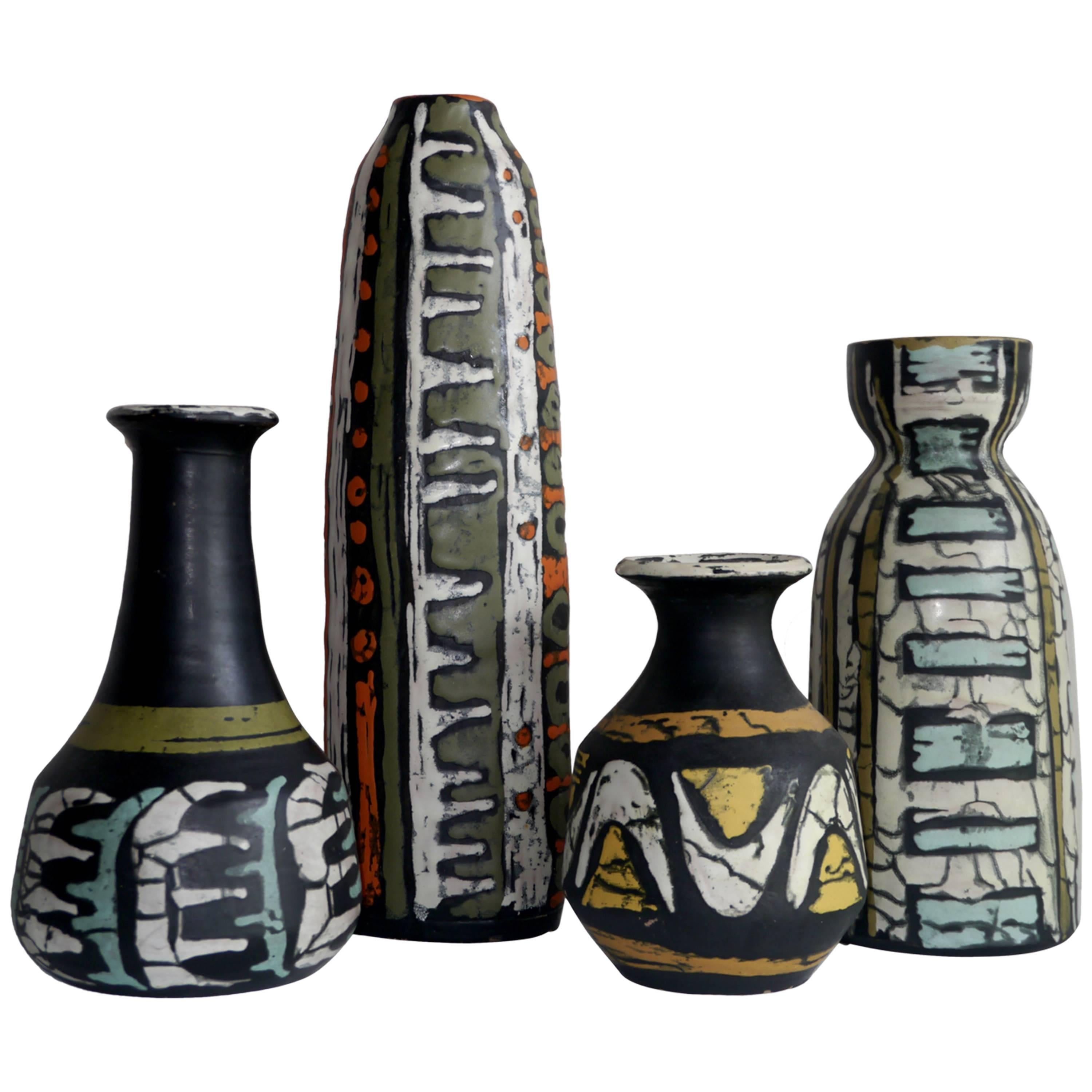 Livia Gorka - Grouping of 4 Vases - Hungary, c. 1950 For Sale
