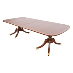 Baker Furniture, ausziehbarer Esstisch aus georgianischem Mahagoni mit doppeltem Sockel