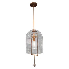 Fulcrum-Laterne-Kronleuchter, Messing / 2 mundgeblasene Glaskugeln