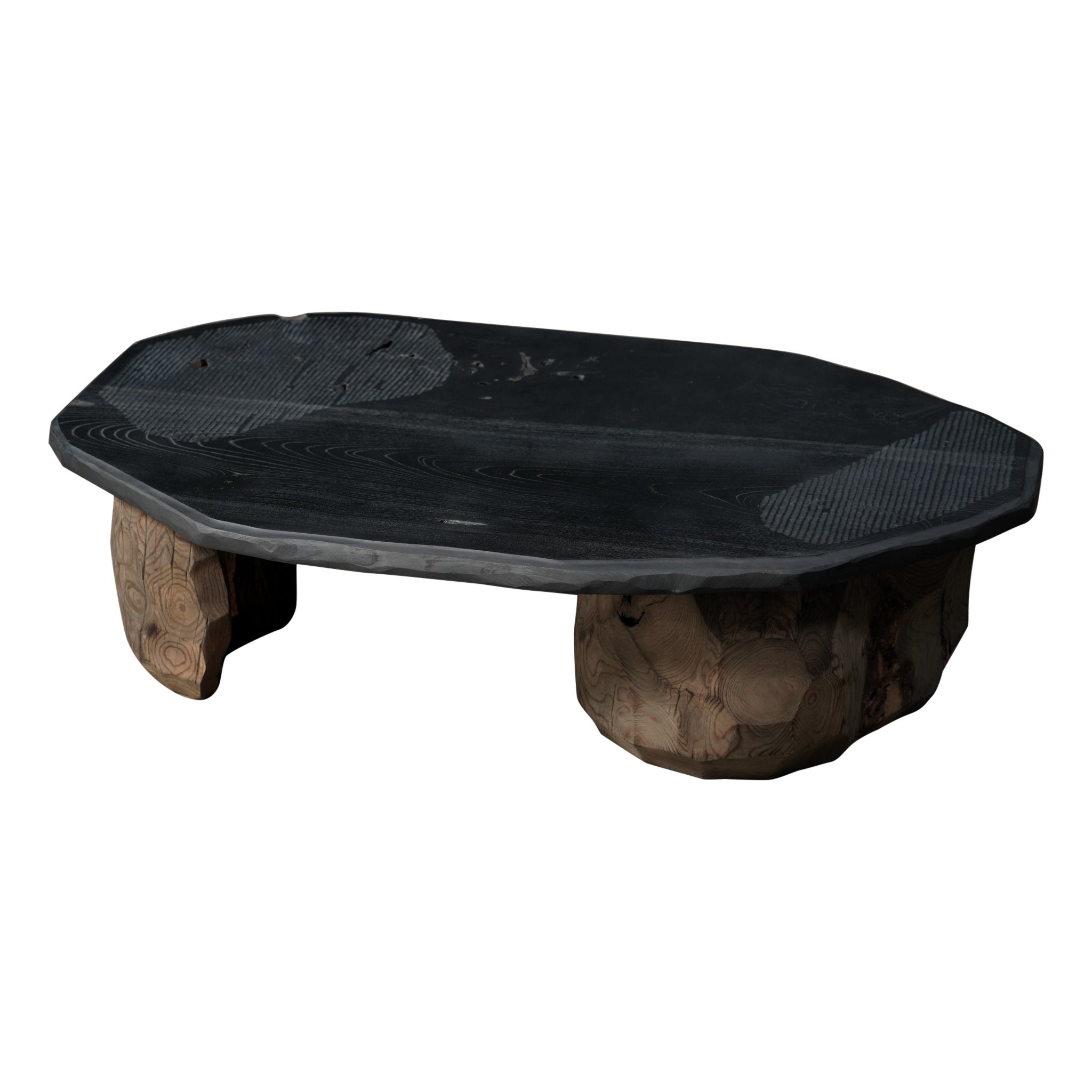Wood Couchtisch mit Detail im Angebot