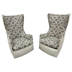 Chaises à oreilles pivotantes à dossier haut Thayer Coggin, lot de 2