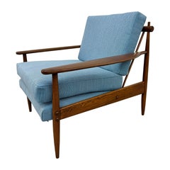 Mid-Century Modern Walnut Lounge Chair