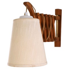 Vintage lamp with arm