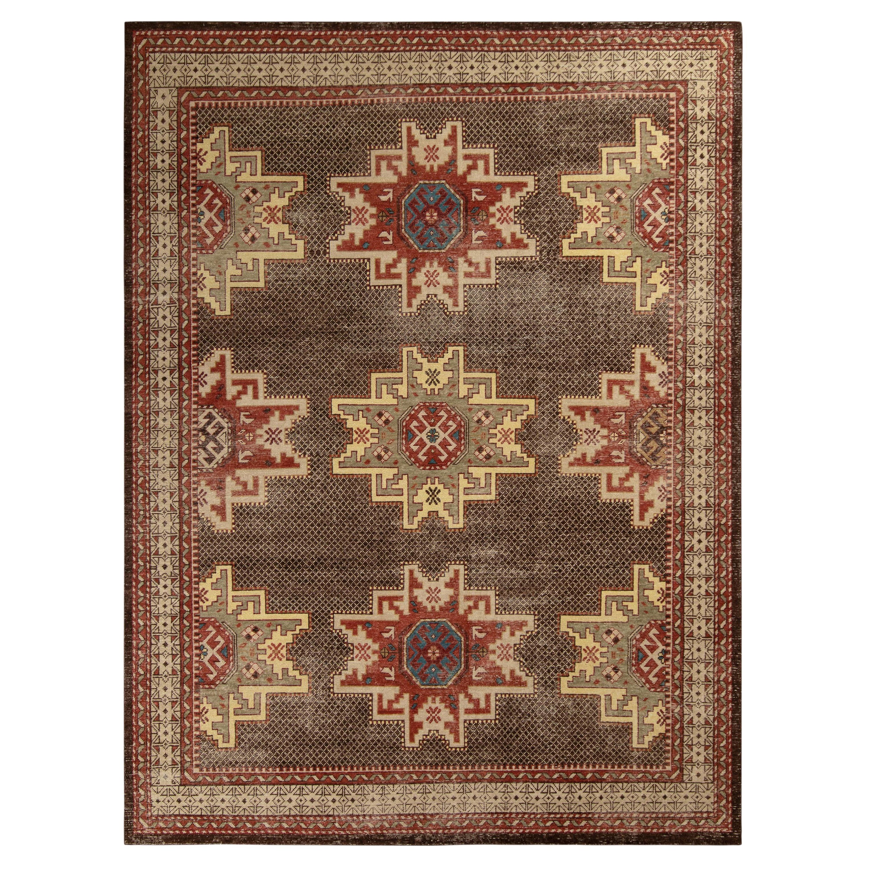 Alfombra de estilo Kuba envejecida de Rug & Kilim con estampado geométrico beige-marrón y rojo