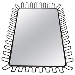 Miroir en métal laqué noir
