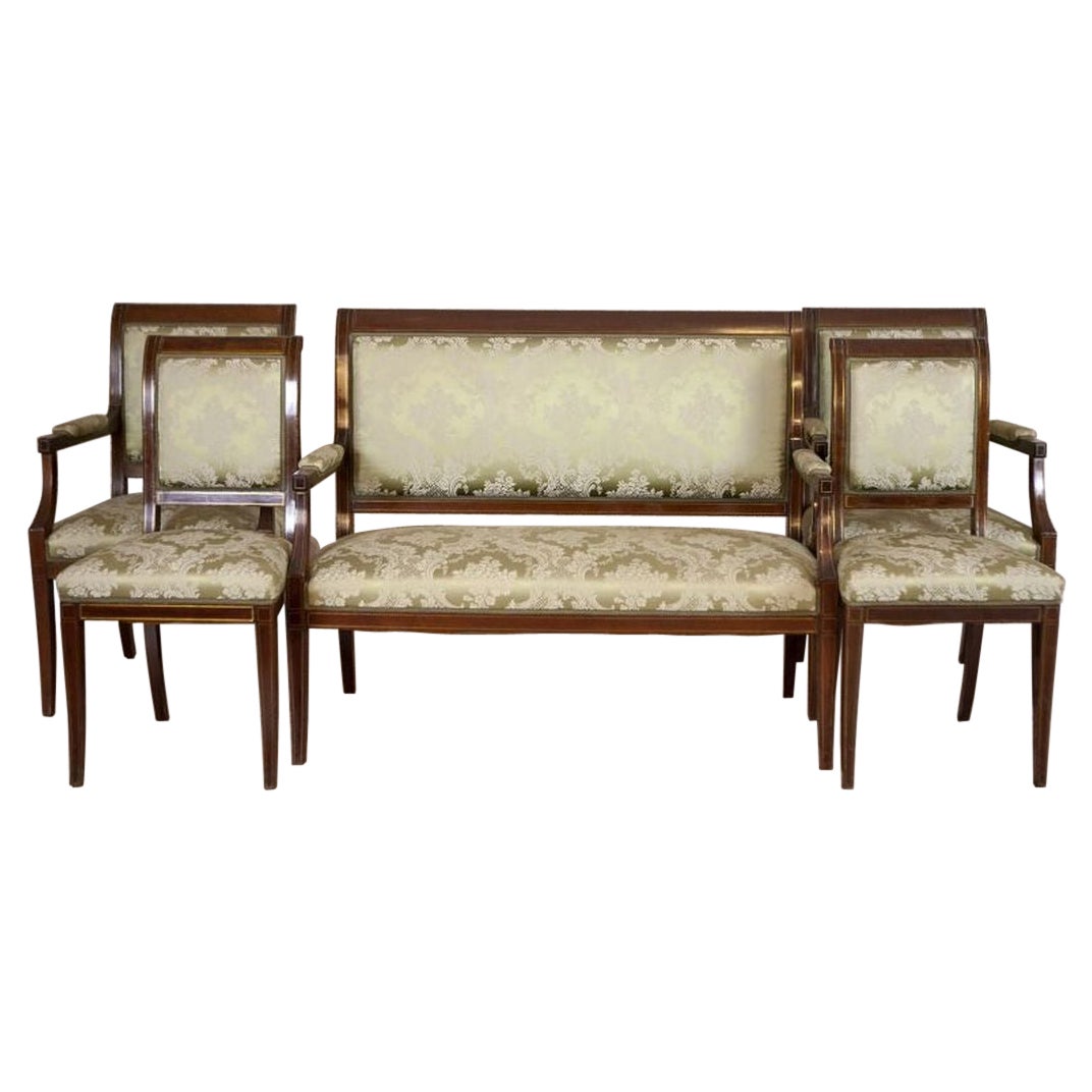 Set of Antique English Walnut Furniture From the Late 19th Century