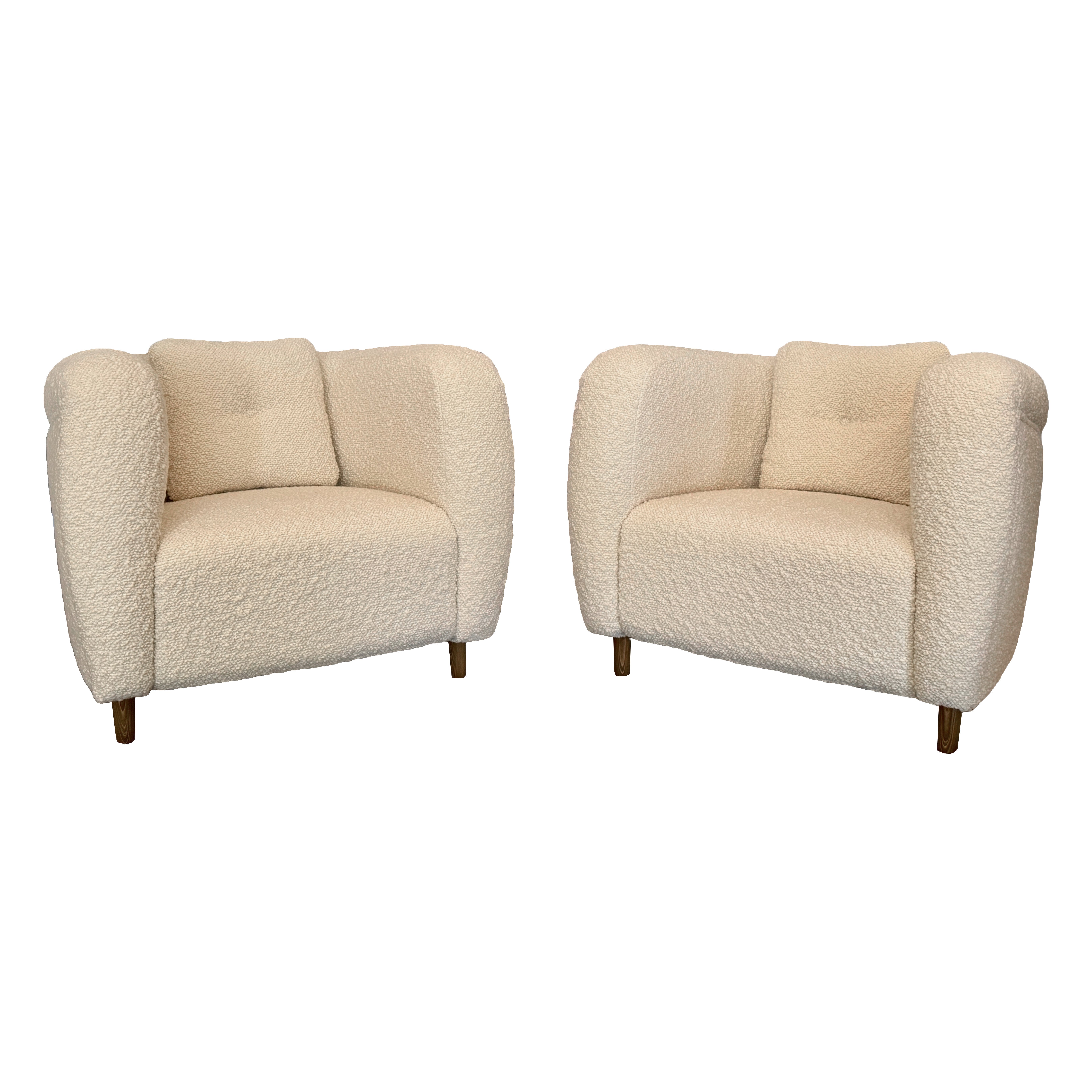 Paire de fauteuils français d'après un design danois original