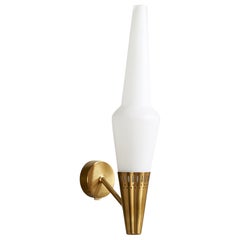 Schwedische Designerin, Wandleuchte, Messing, Glas, Schweden, 1940er Jahre