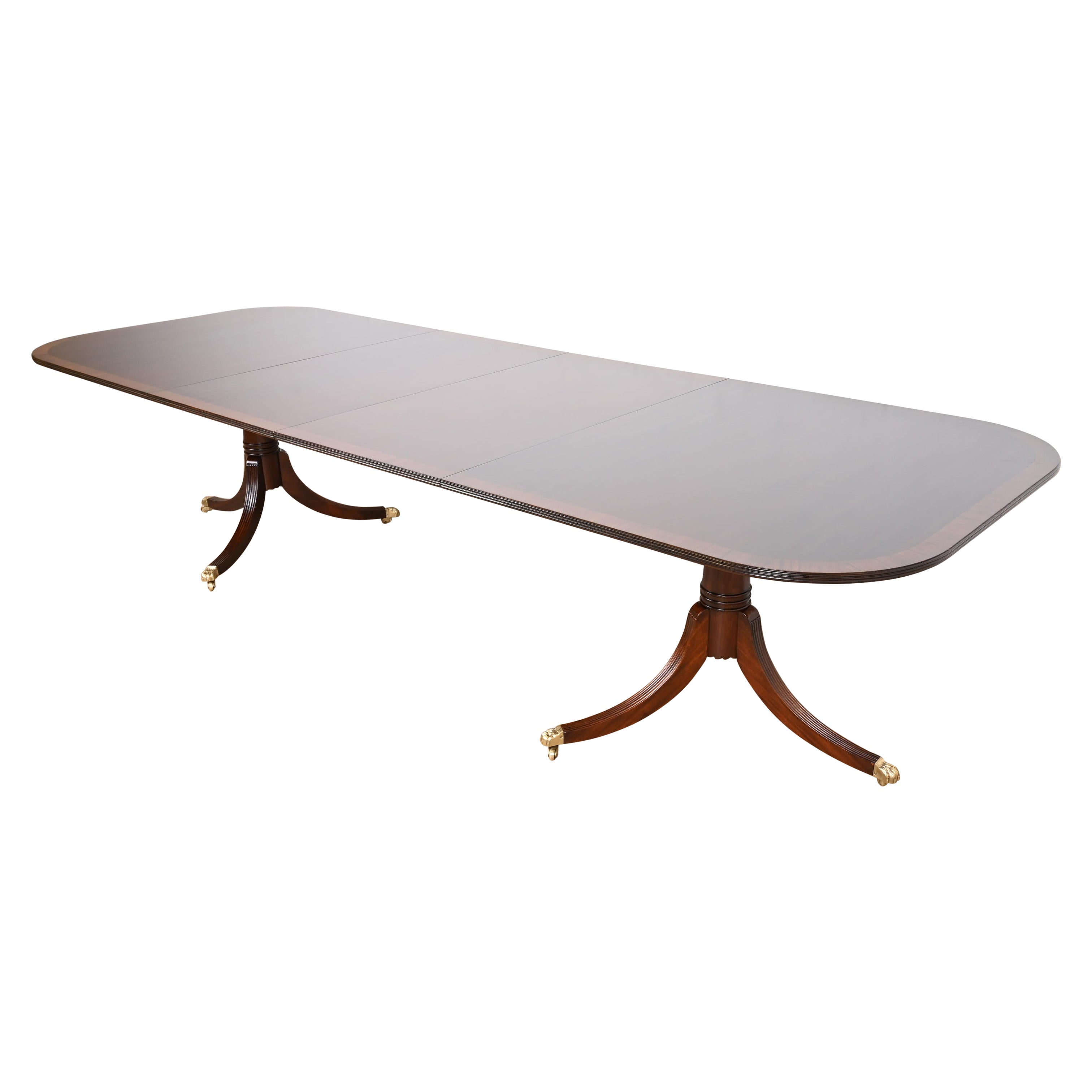 Baker Furniture Stil Georgianischer Esstisch aus Mahagoni mit doppeltem Sockel aus gebändertem Mahagoni