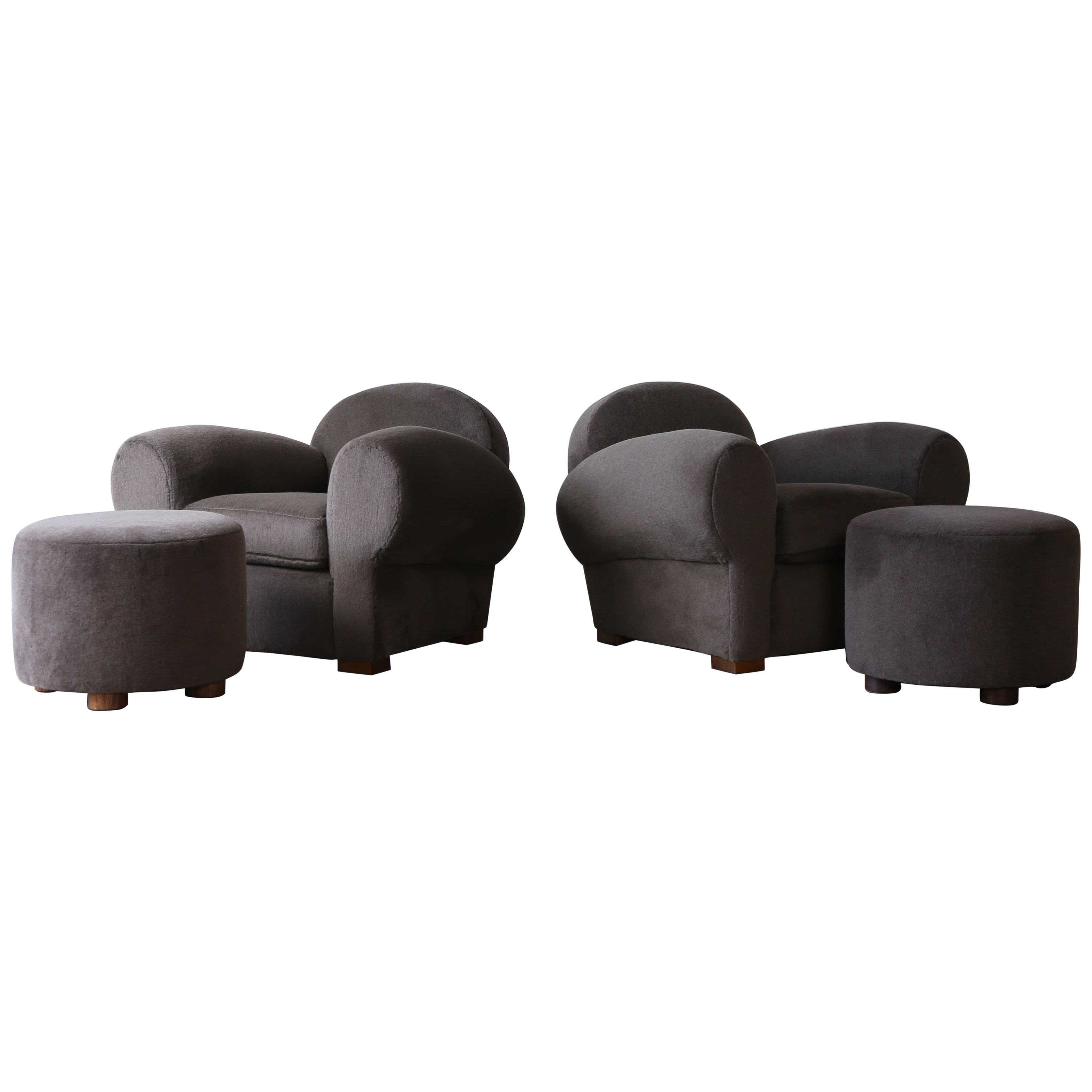 Superb Pair of Club Chairs with Ottomans, Upholstered in Pure Alpaca