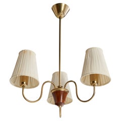 Designer svedese, lampadario, ottone, legno, tessuto, Svezia, anni '1940