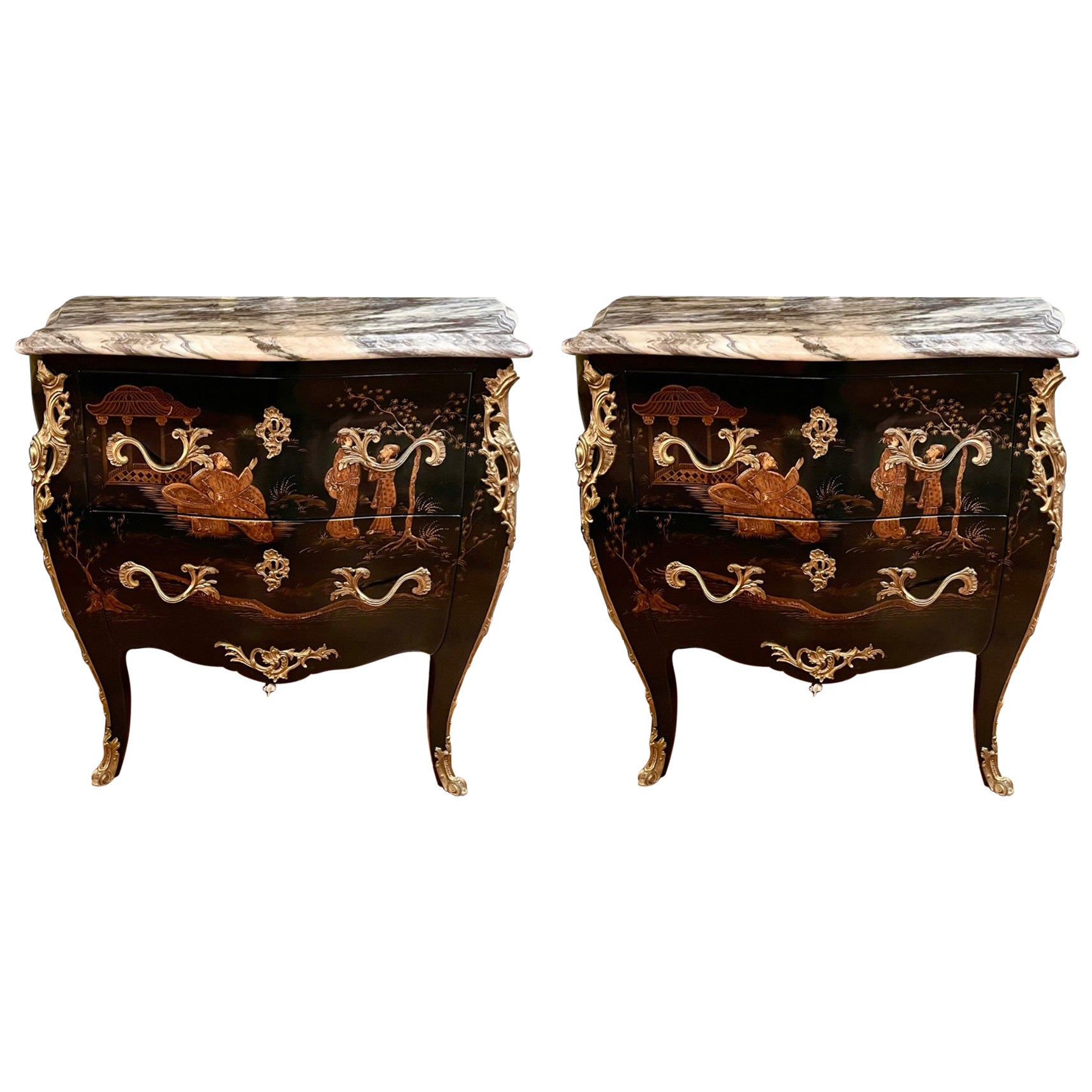 Coppia di commodes in lacca con piano in marmo e bronzo dorato, CIRCA 1950 in vendita