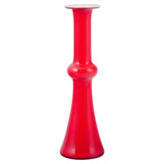 Per Lütken für Holmegaard.  Carnaby-Vase aus rotem Kunstglas. 1960er Jahre.