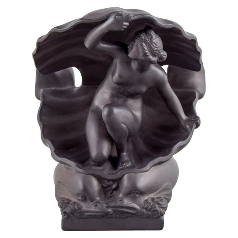 Hjorth, Bornholm. Rare sculpture in black terracotta. The birth of Aphrodite. For Sale