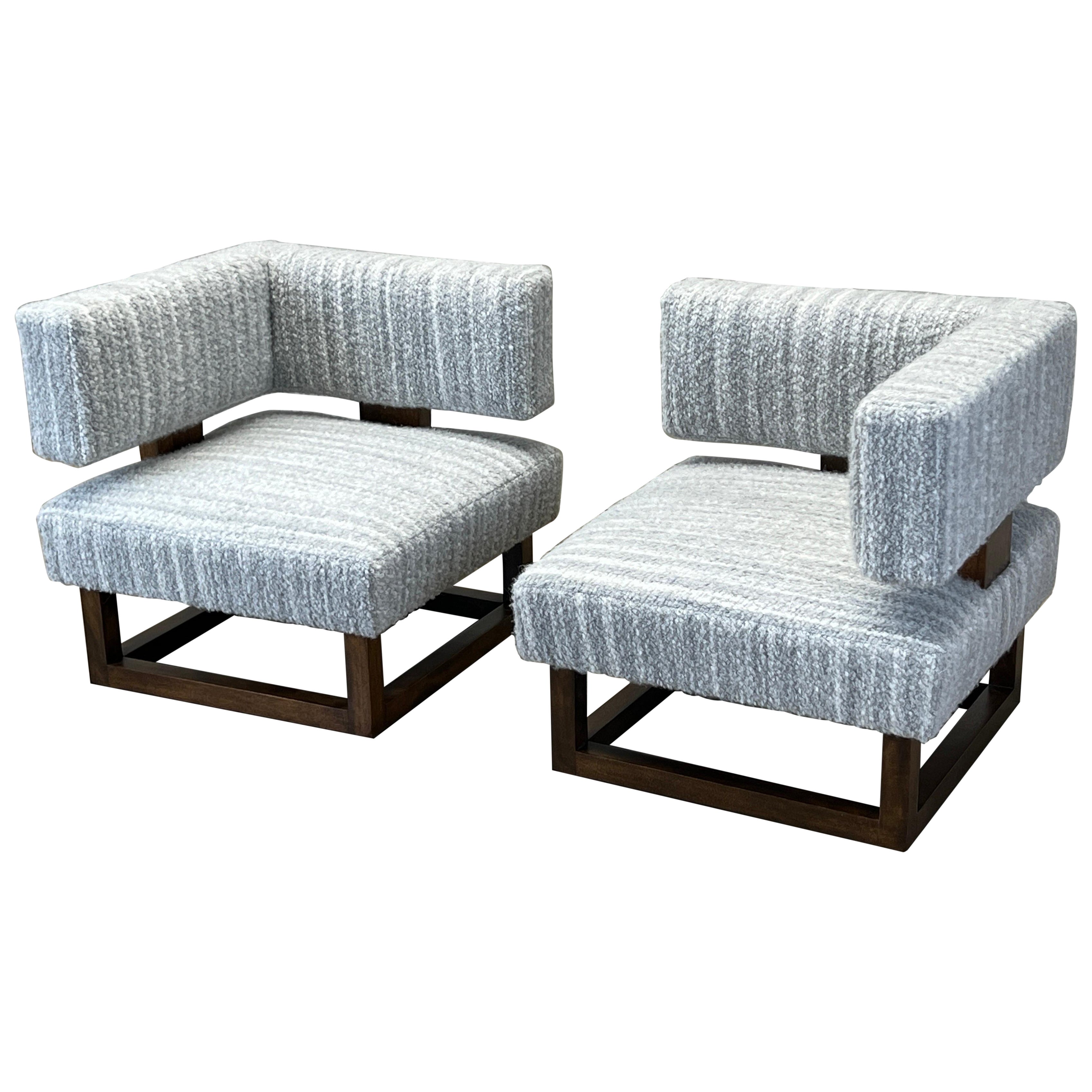 Paar Loungesessel / Settee von Brown Saltman im Angebot