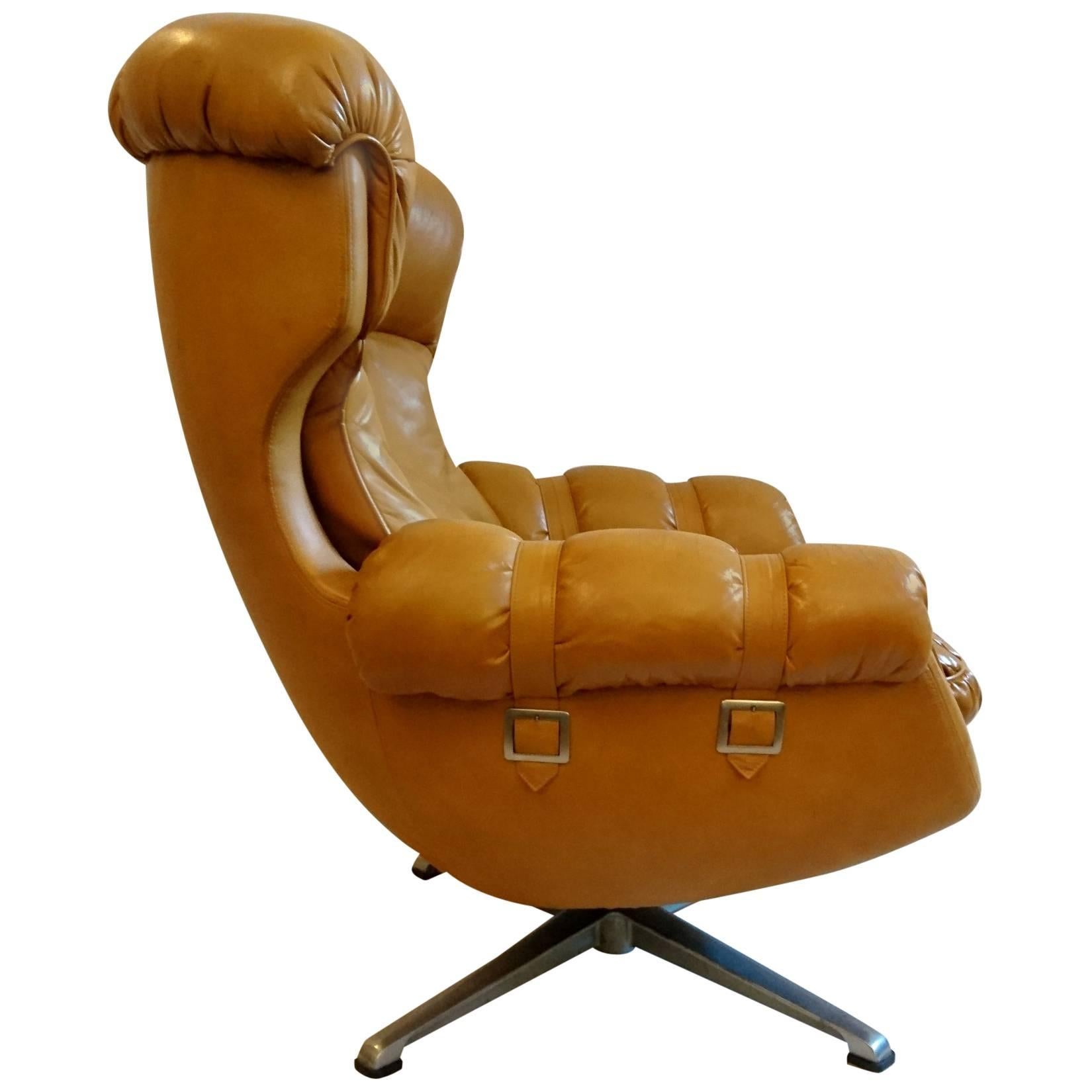 Egg Shaped Swivel Armchair, 1970