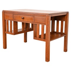 Escritorio Mission Arts & Crafts de roble estilo Stickley Brothers con estanterías empotradas