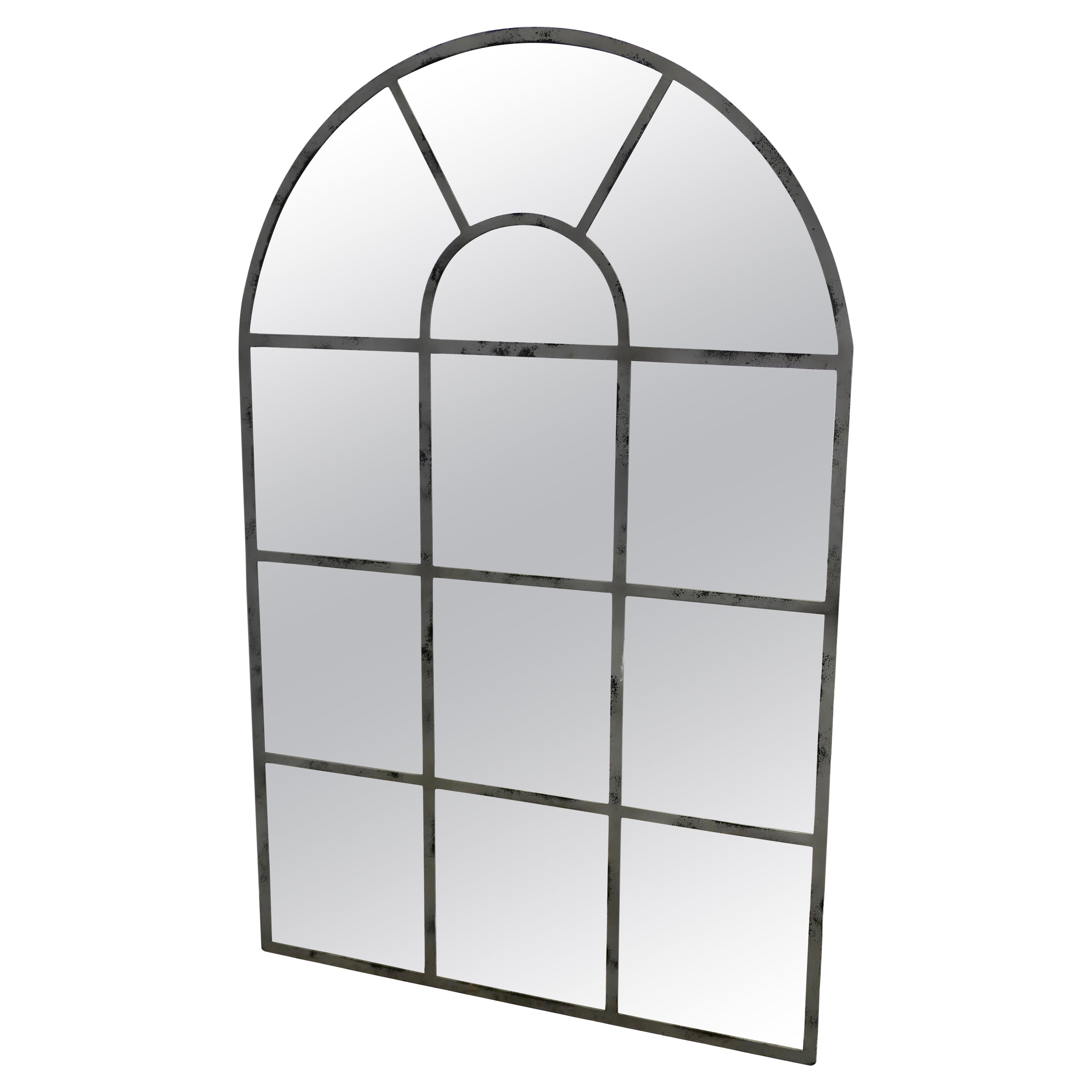 Französischer Fensterspiegel mit gewölbter Bogenplatte, großer Industriestil