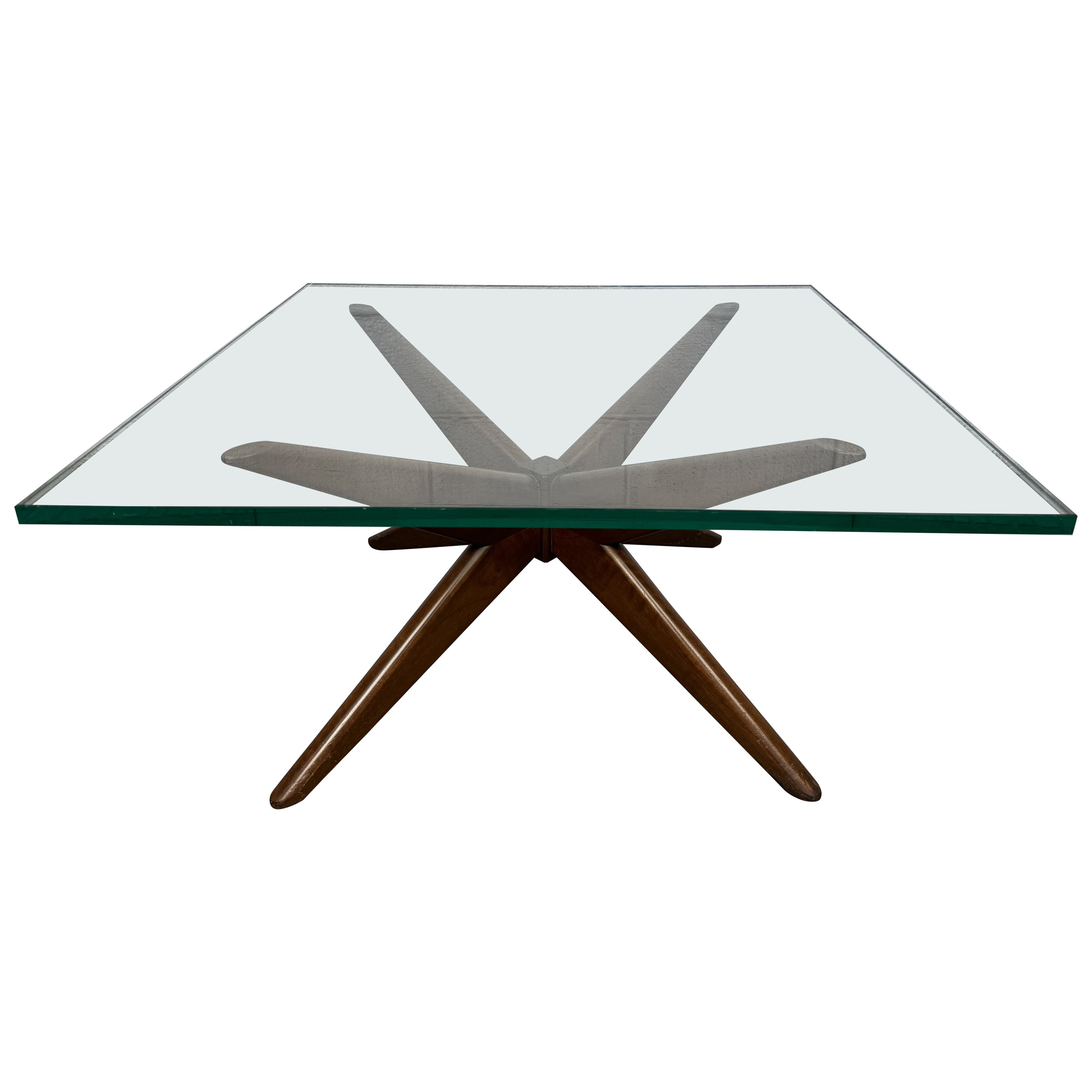Table basse en forme d'étoile The Moderns