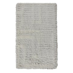 Rug & Kilim, Tappeto Shag in stile marocchino in tinta unita grigio-bianco, a pelo alto